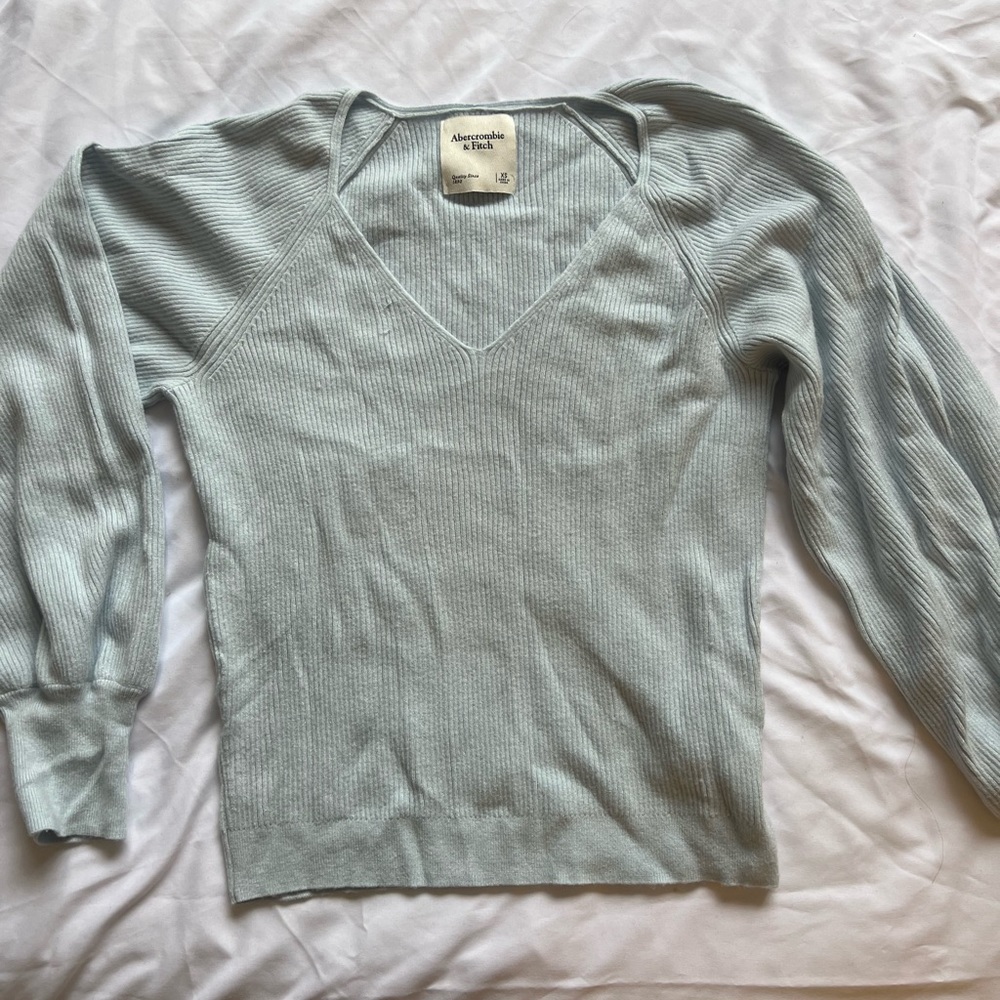 Abercrombie & Fitch light blue super soft sweater!